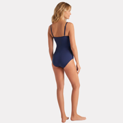 Vista posterior del traje de baño azul con tirantes finos ajustables.